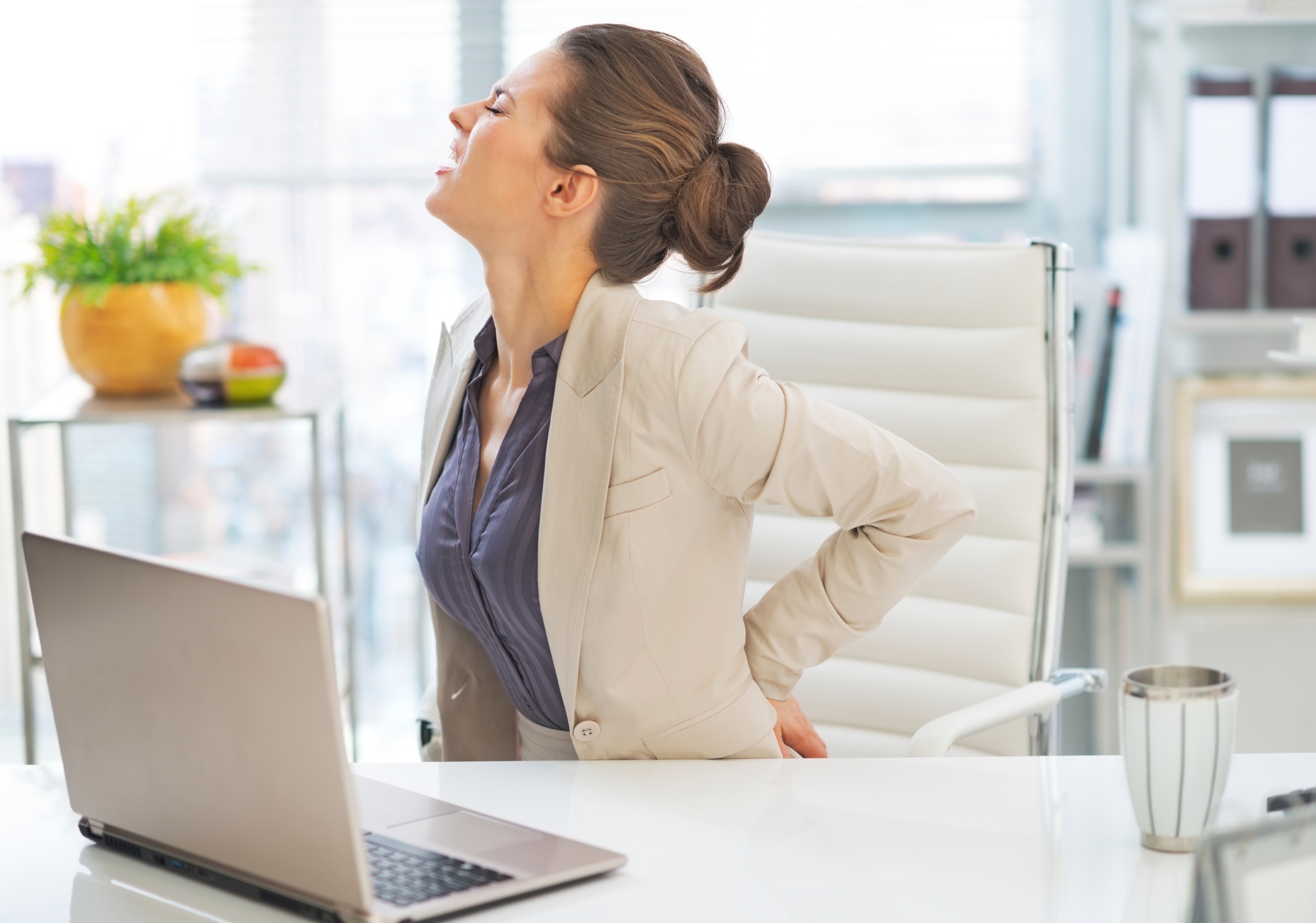 Sitting-for-a-Long-Period-Can-Cause-Back-Problems.jpg
